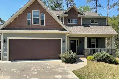 Image de Village of Pinehurst and Sandhills Golf Trip / Family House -  w/ Pool Table