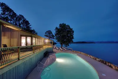 Image de Dandridge - The Lake House - 10 Bedrooms - Sleeps 32