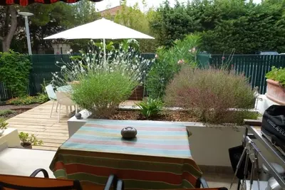 Image de Rez de Jardin, Centre Village, Havre de Paix, 3 Couchages, Parking / 3 Étoiles