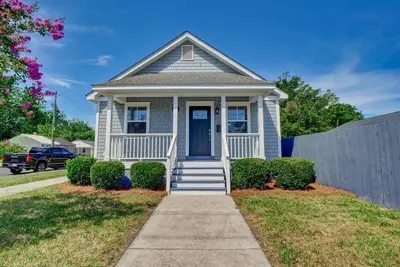 Image de The Wilmington City Oasis: 6 min to The Riverwalk, 18 min to Wrightsville Beach!