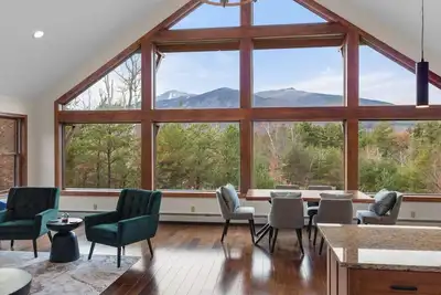 Image de Whiteface Panoramic View, Hot Tub, Gas Fireplace