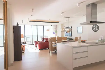 Image de Las Palomas Phase 3, Spectacular New Building, Barcelona 604, 3Bed/2Bath, Wow!