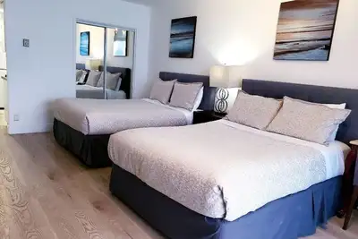 Image de Beachfront Condo with Balcony&Kitchenette