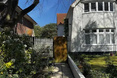 Image de Inviting 2-Bed Apartment in Poole