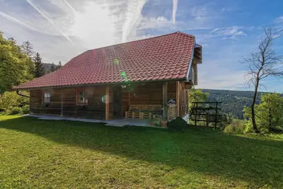 Image de Suite Alder embraced by natue, Slovenj Gradec, Slovenia