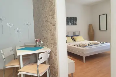 Image de Appartement d'une chambre avec le balcon et la vue sur le mer Selce, Crikvenica (A-22935-a)
