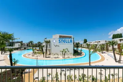 *Wave Island Resort* [ pool & free park ]