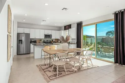 Image de Modern Boho Coachella Valley Home, Spacious 5-Bed