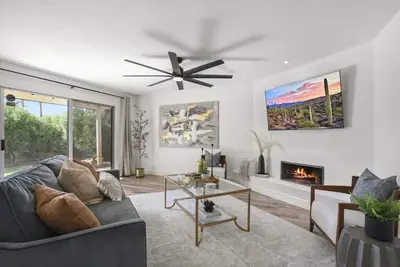 Image de Newly Remodeled - Short drive to Kierland Commons