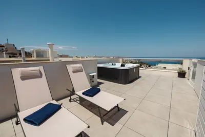Image de This apartment is a 2 bedroom(s), 2 bathrooms, located in Il-Mellieħa, null.