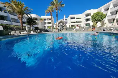 Image de Casa Palmera 4 à seulement 150 mètres de la plage, piscine chauffée, très centrale