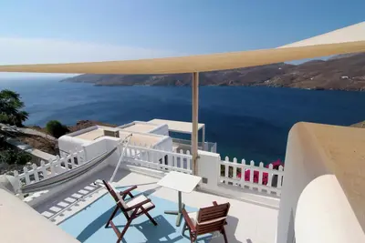 Image de Traditional island house with magnificent view on Chora Astypalaia