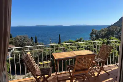 Image de Golfe de Saint-Tropez, le rayol Canadel, appartement-maison magnifique vue mer.