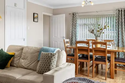 Image de St Helens Apartment 1 - Short Walk to Beach