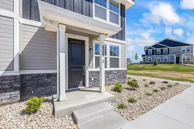 Image de Quite and Cozy House with Pool access!