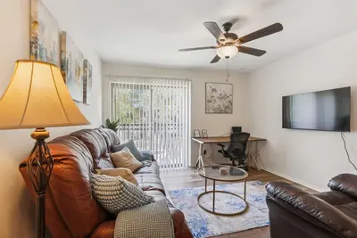 Image de Nice Condo - Near Shands & Uf