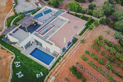 Image de Mercedes Country House