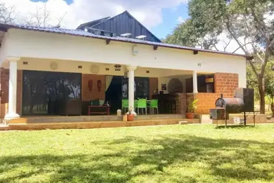 Image de Warthog house cozy country house