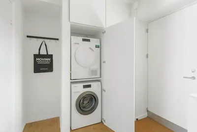 Image de Beautiful studio w/ balcony