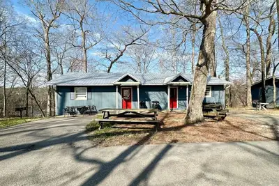 Image de Cottage 14- Lee’s Ford Marina
