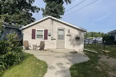 Image de Cozy Lakefront Cottage