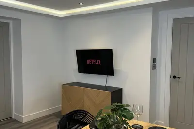 Image de en Ville-Appartement-Salle de bain privée séparée-Vue sur la cour-Apartment 1