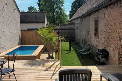 Image de Le Samui Entre Beauce et Perche Avec Terrasse, Piscine et Jardin Privatif!