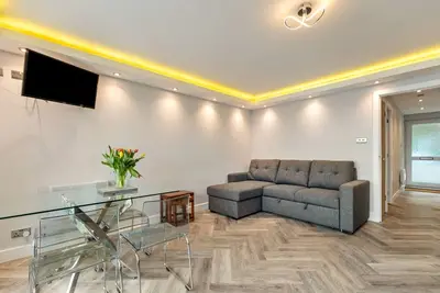 Image de Pleasant View - Direct Beach Access, Sea Views and Parking