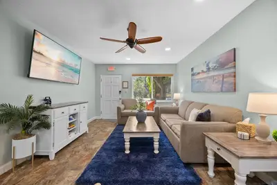 Image de Seahorse-Mins to Beach, Pet Friendly, Firepit
