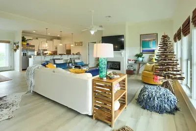 Image de Steps to Bolivar Beach: Home w/ Deck & Grill