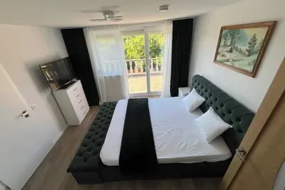 Image de Family Friendly Villa with Playground & Garden