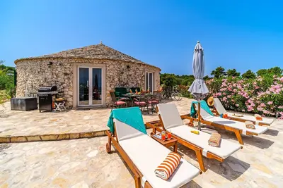Image de Nouvelle maison authentique de l'île Bunja