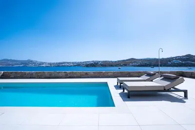 Image de Myko Villa Private Heated Pool on beach