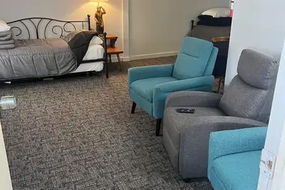 Image de Stay in Paradise! Motel in Walleye Capital & close to Lake Erie Island ferries.