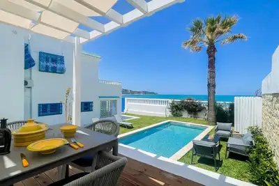 Image de The Sea House beach front villa with pool
