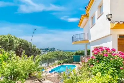 Image de Villa \"CostaCabana - Villa Valentina\" avec piscine, jardin et Wi-Fi