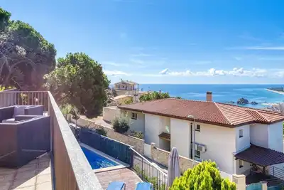 Image de Villa \"Costacabana - Mauri\" avec vue sur la mer, piscine privée et Wi-Fi