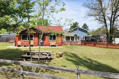 Image de Cabin near Orv trails, lake St. Helen, Houghton Lake and golfing!