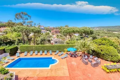 Image de Villa \"Costacabana - Jaruco\" avec piscine privée, 2 terrasses privées et Wi-Fi