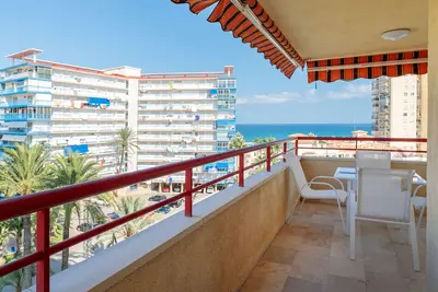 Image de Appartement 'Torre Mar Muchavista' avec vue sur la mer, piscine partagée et Wi-Fi