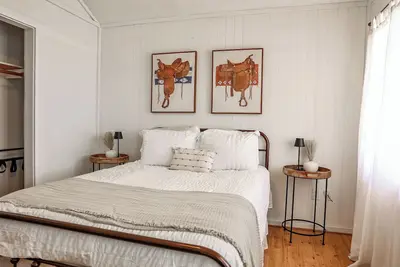 Image de Cross Mountain Cottage 10 | Near 290 & Wine Country Porch