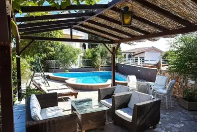 Image de Appartement de deux chambres avec la terrasse et la vue sur le mer Stari Grad, Hvar (A-22629-b)