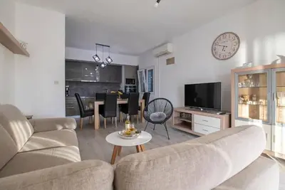 Image de Appartement de deux chambres avec la terrasse et la vue sur le mer Bibinje, Zadar (A-23143-a)