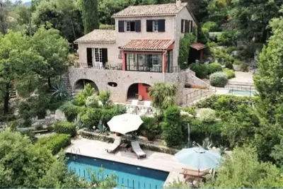 Image de Vacation home for 6 guests with 180m² in Châteauneuf-Grasse (264874)