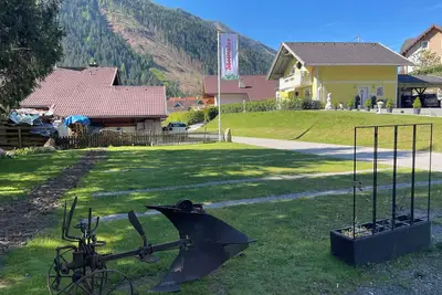 Image de 3 campspace with shower, toilet and electricity. in the winter no shower.