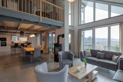 Image de Schwan 311 - Modernes GroĂźzĂĽgiges Ferienhaus im Skandinavischen Stil