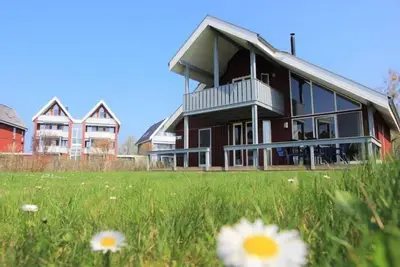 Image de Wildgans Classic 9 - GroĂźzĂĽgiges Skandinavisches Ferienhaus auf 2 Ebenen