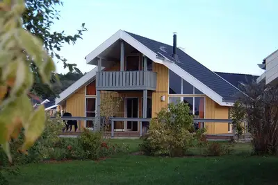 Image de Seeschwalbe Classic 98 - GroĂźzĂĽgiges Ferienhaus mit Eigener Sauna und Whirlpool