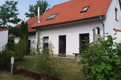 Image de Fischerhaus 312 - Ferienreihenhaus mit Kleinem Garten auf 2 Ebenen