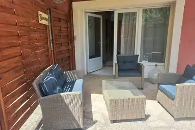 Image de Appartement En Rez De Jardin Privatif Et Independant Dans Maison